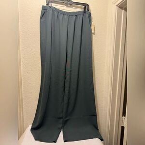 NWT Allie coosh slate pants wide leg cord in size XL $235